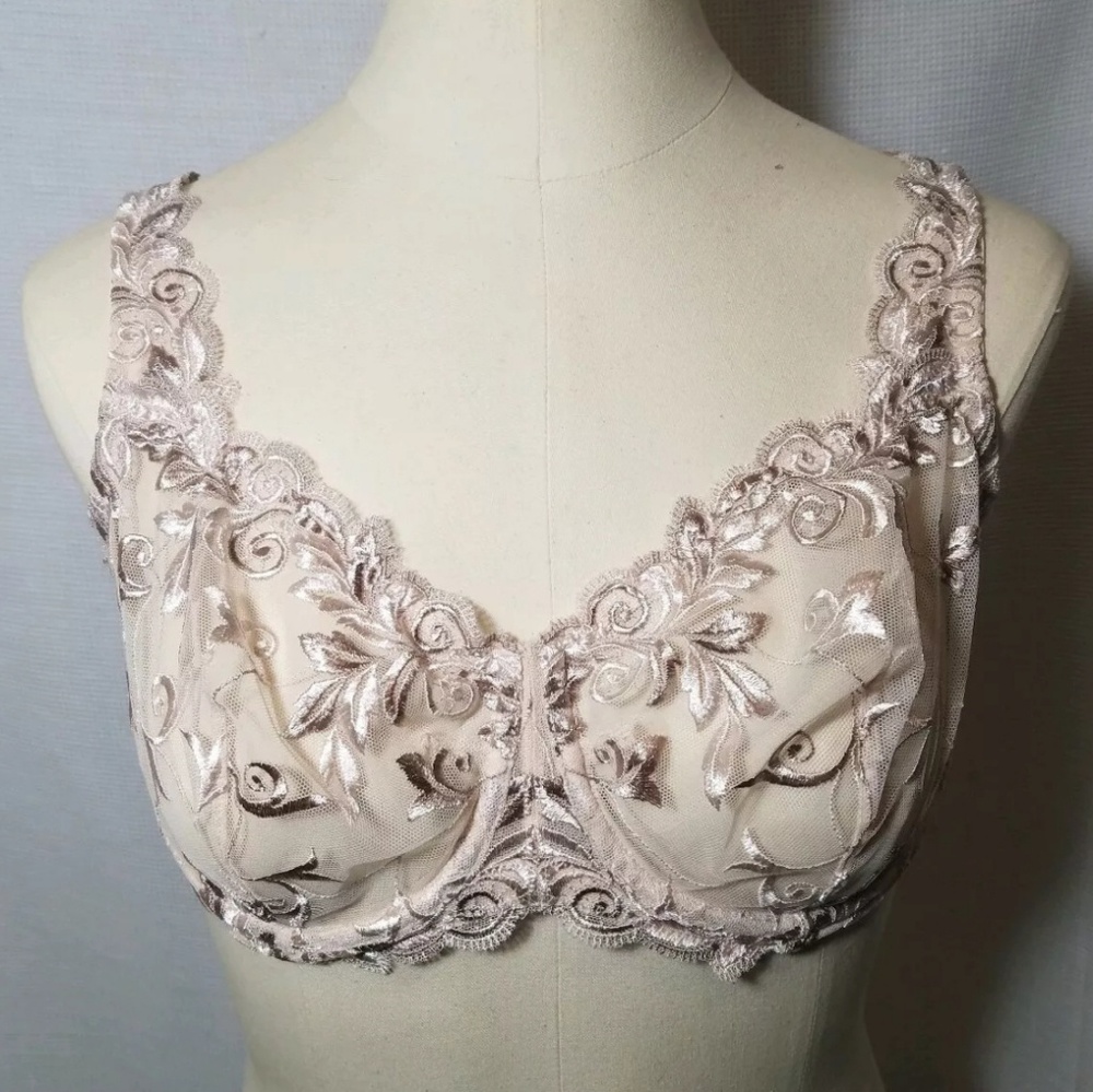 Soma 36D Sensuous Unlined Lace Floral Sheer Bra